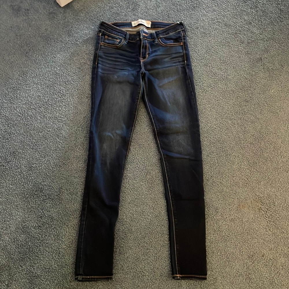 Hollister  dark wash jeans